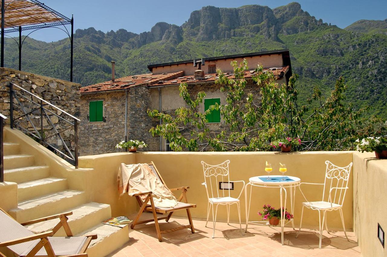 La Casa Dei Nonni Castelbianco Panzió Colletta Kültér fotó