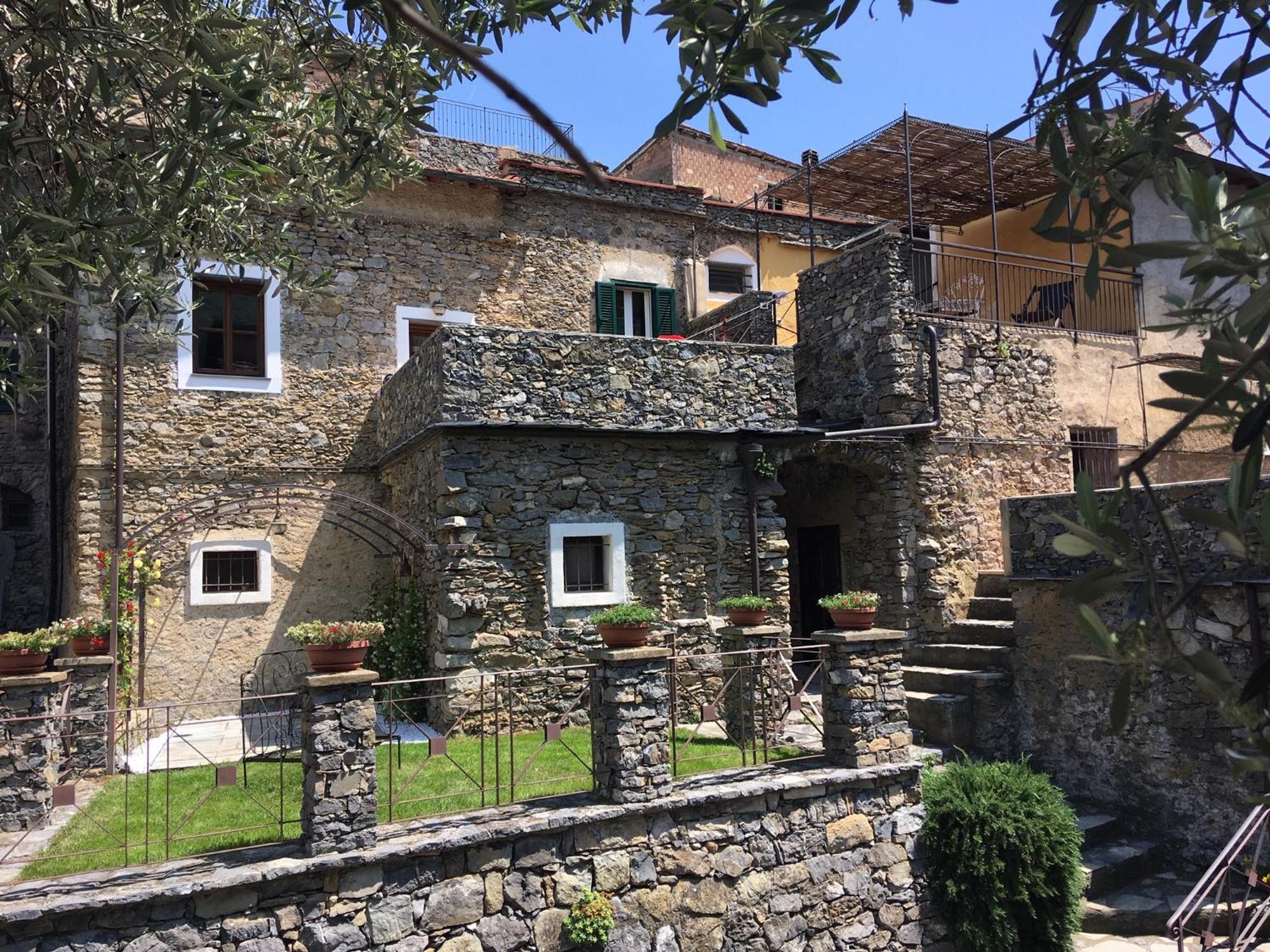 La Casa Dei Nonni Castelbianco Panzió Colletta Kültér fotó